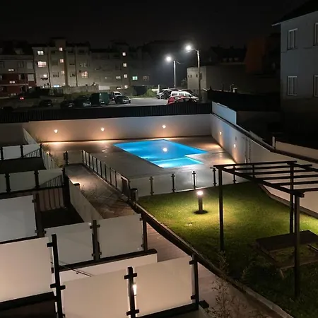 Canelas Deluxe Апартаменти *