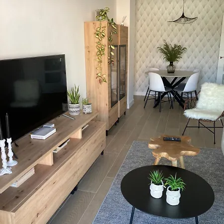 Canelas Deluxe Апартаменти *